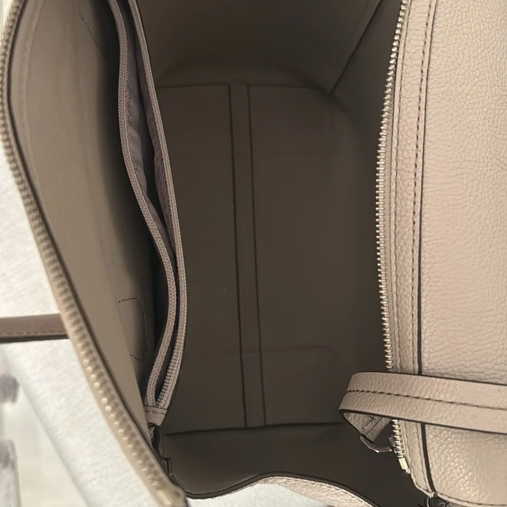 Michael Kors, large gray tote with zipper